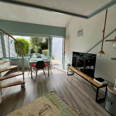 Holiday home Casa Otarie Avec Piscine Et Terrasse -proxi Plage, Port, Gare