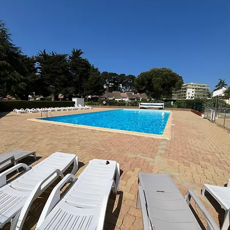 Casa Otarie Avec Piscine Et Terrasse -proxi Plage, Port, Gare * Pornic